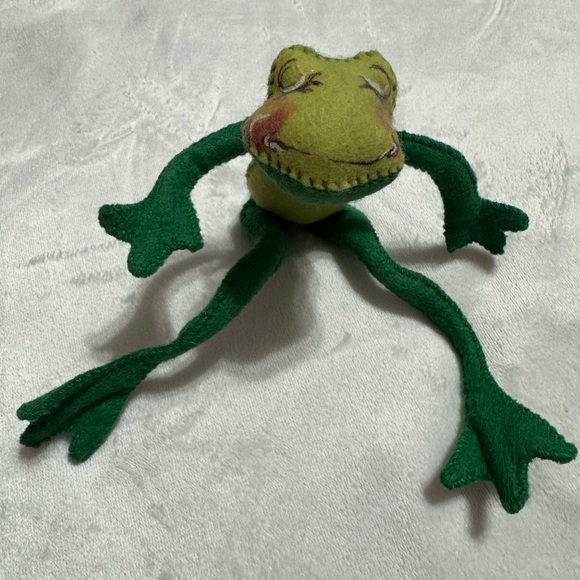 Vintage annalee frog felt figure figurine home decor collectors animal retro